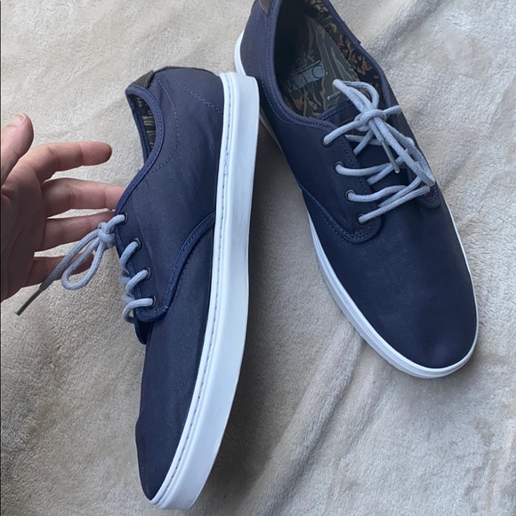 *sold*Navy Vans - Picture 9 of 10
